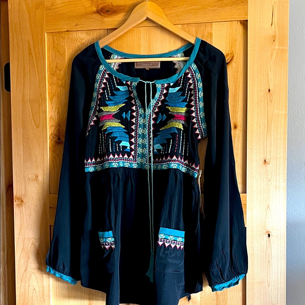 Double D Ranchwear Embroidered Black Boho Top size S